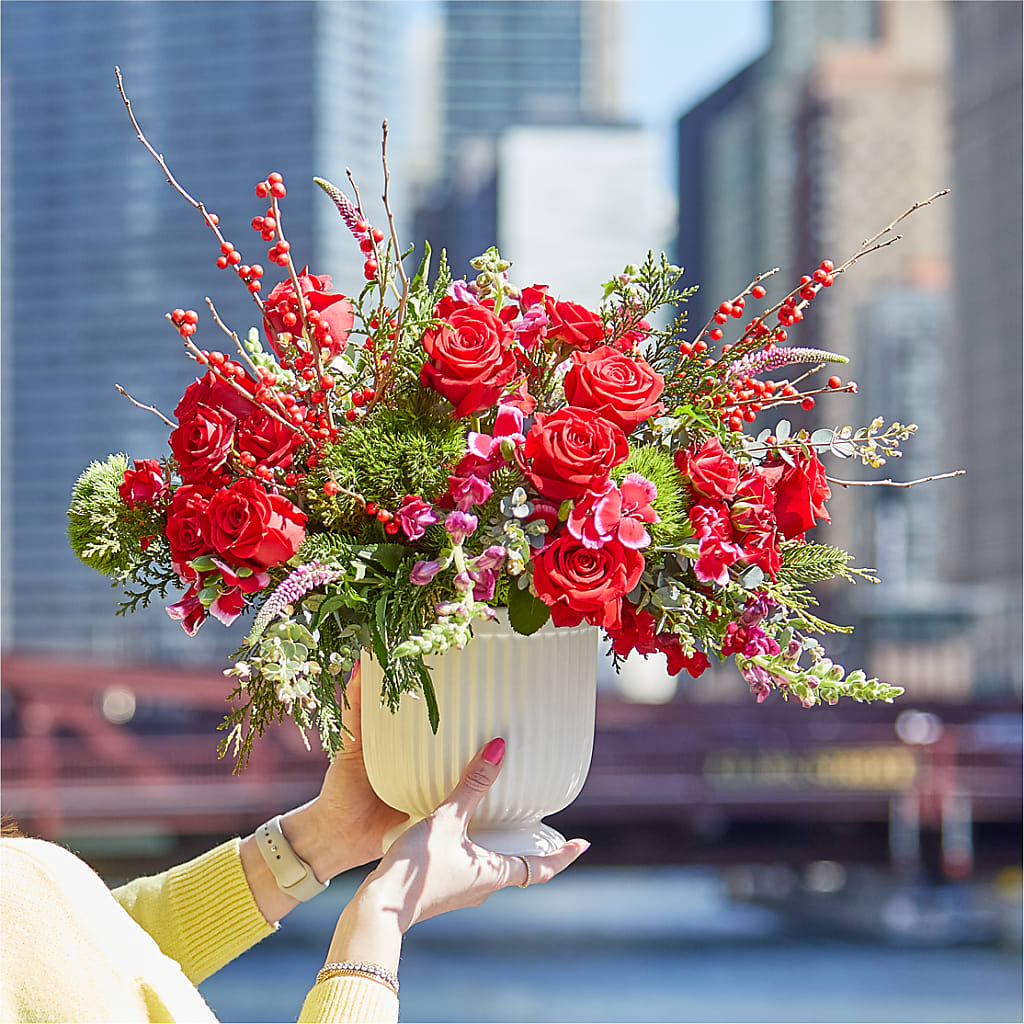 Big Red Bow Bouquet – Super Savers, Lincoln NE