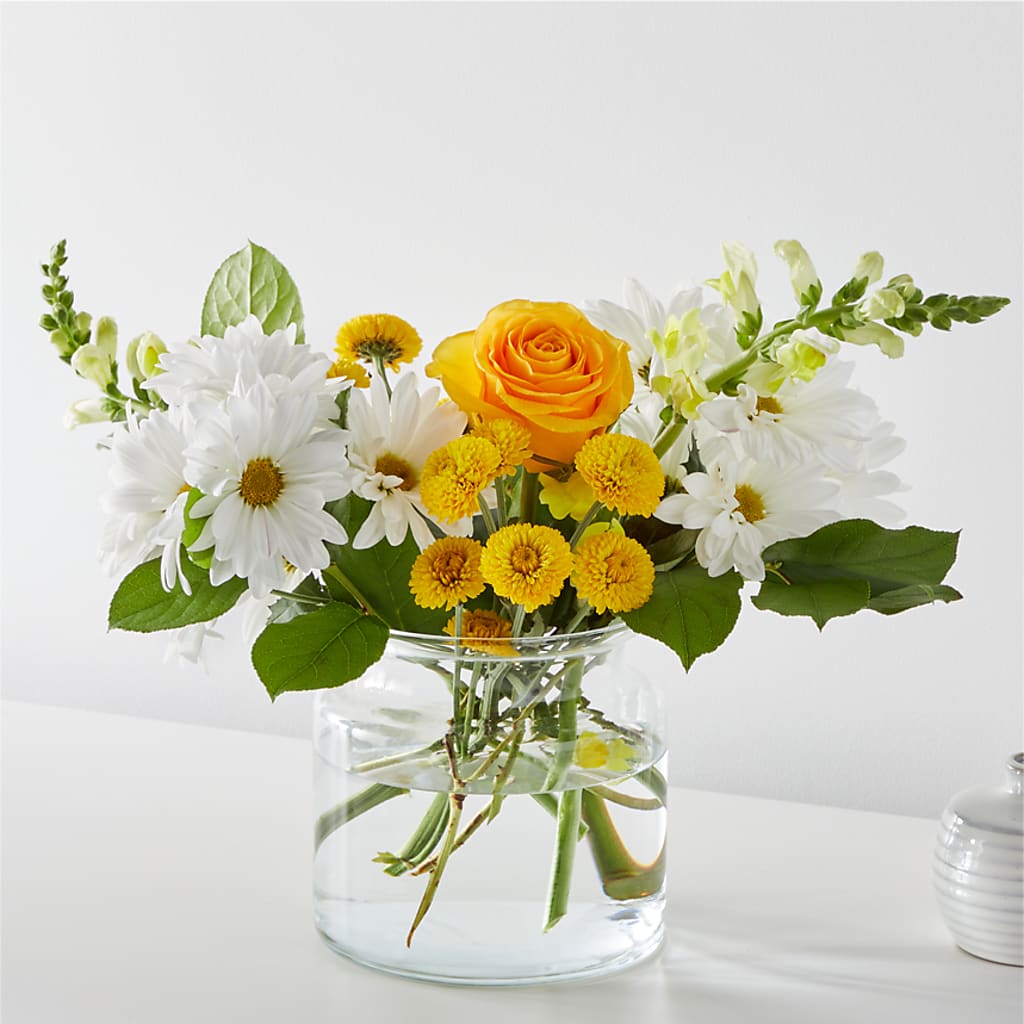 Sun Salutation Bouquet – Super Savers, Lincoln NE