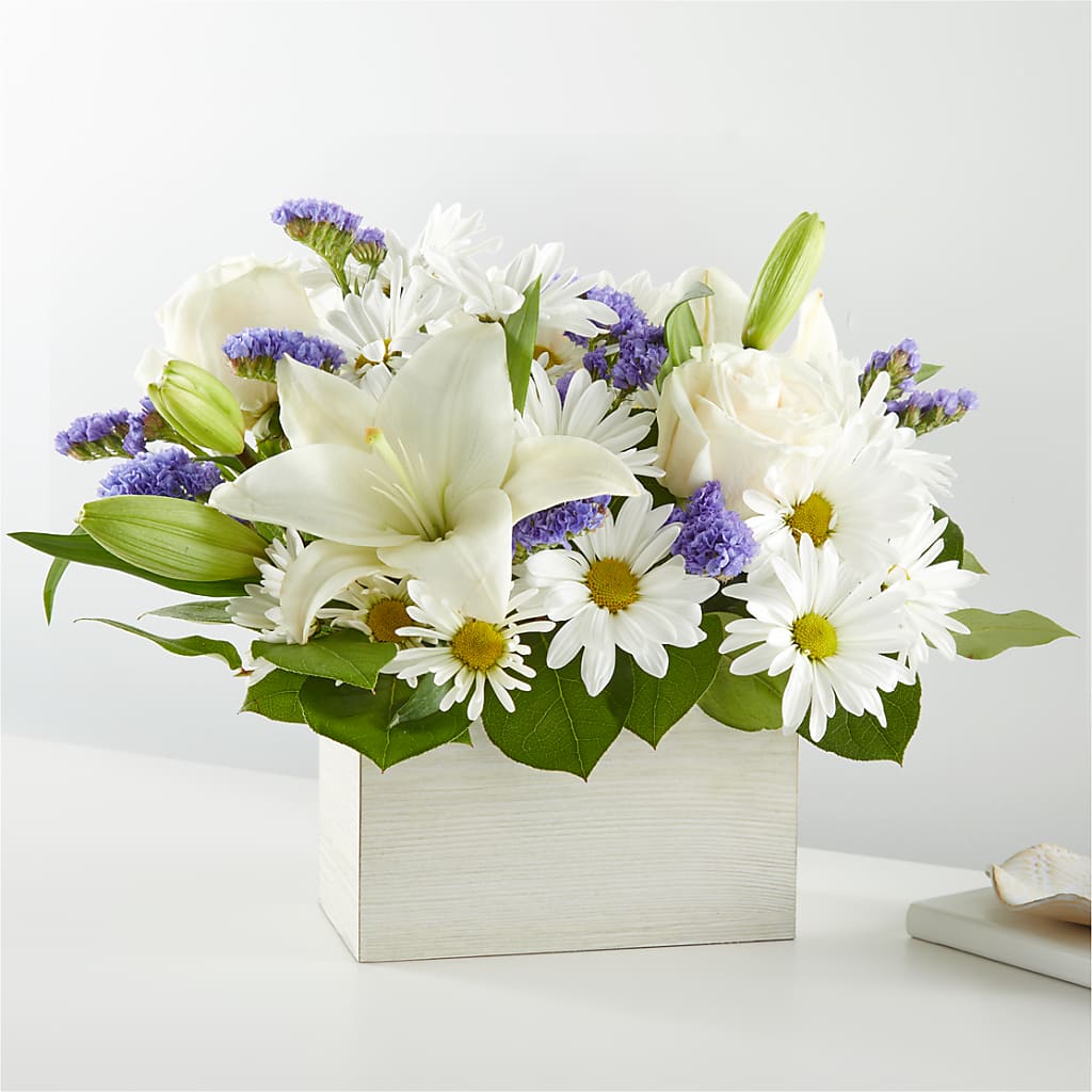 Beyond Blue Box Bouquet – Super Savers, Lincoln NE