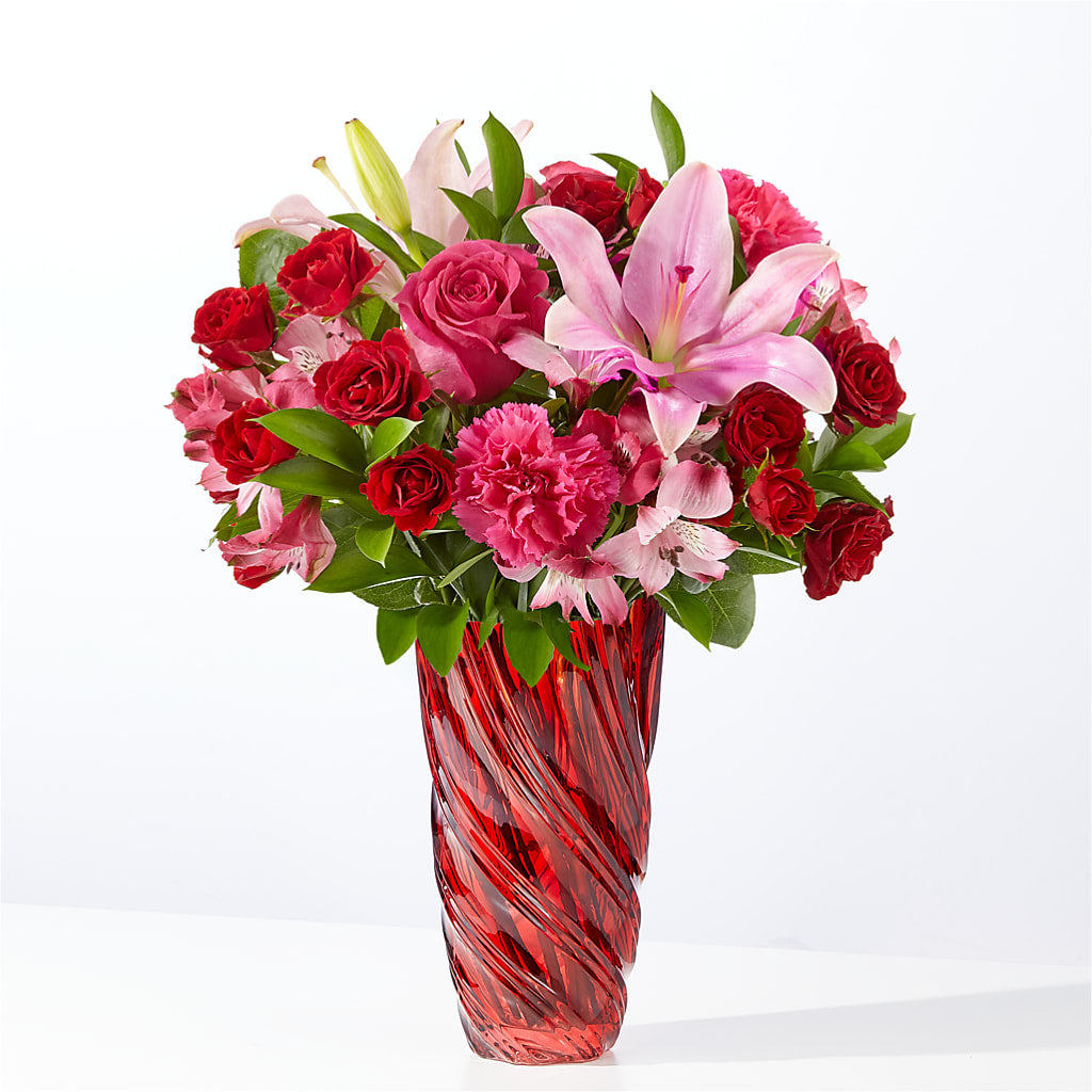 In Love Bouquet with Luxe Swirl Vase – Super Savers, Lincoln NE