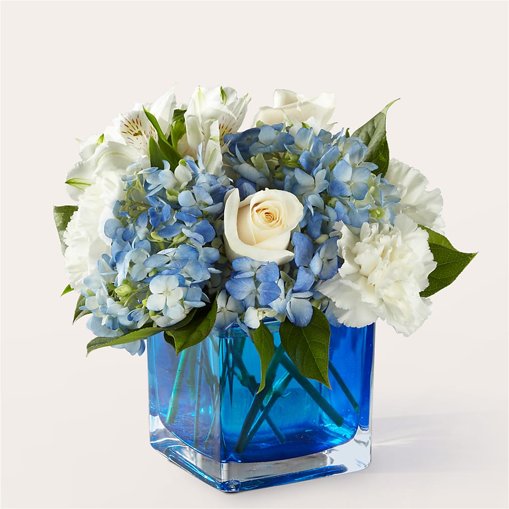Soothing Waters Bouquet – Super Savers, Lincoln NE