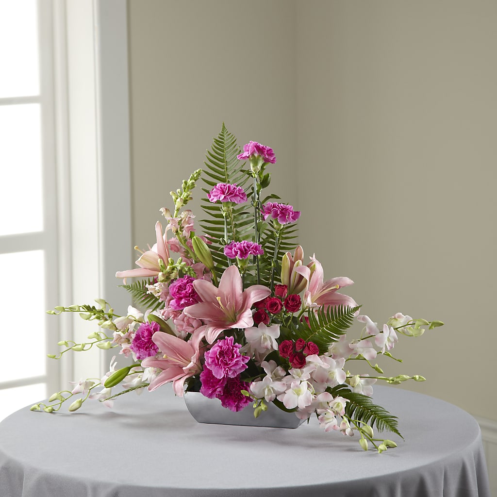Uplifting Moments Arrangement – Super Savers, Lincoln NE