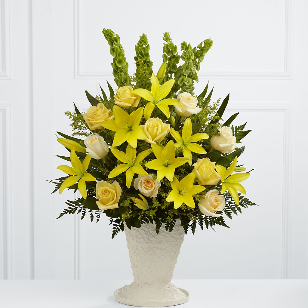 Golden Memories Arrangement – Super Savers, Lincoln NE