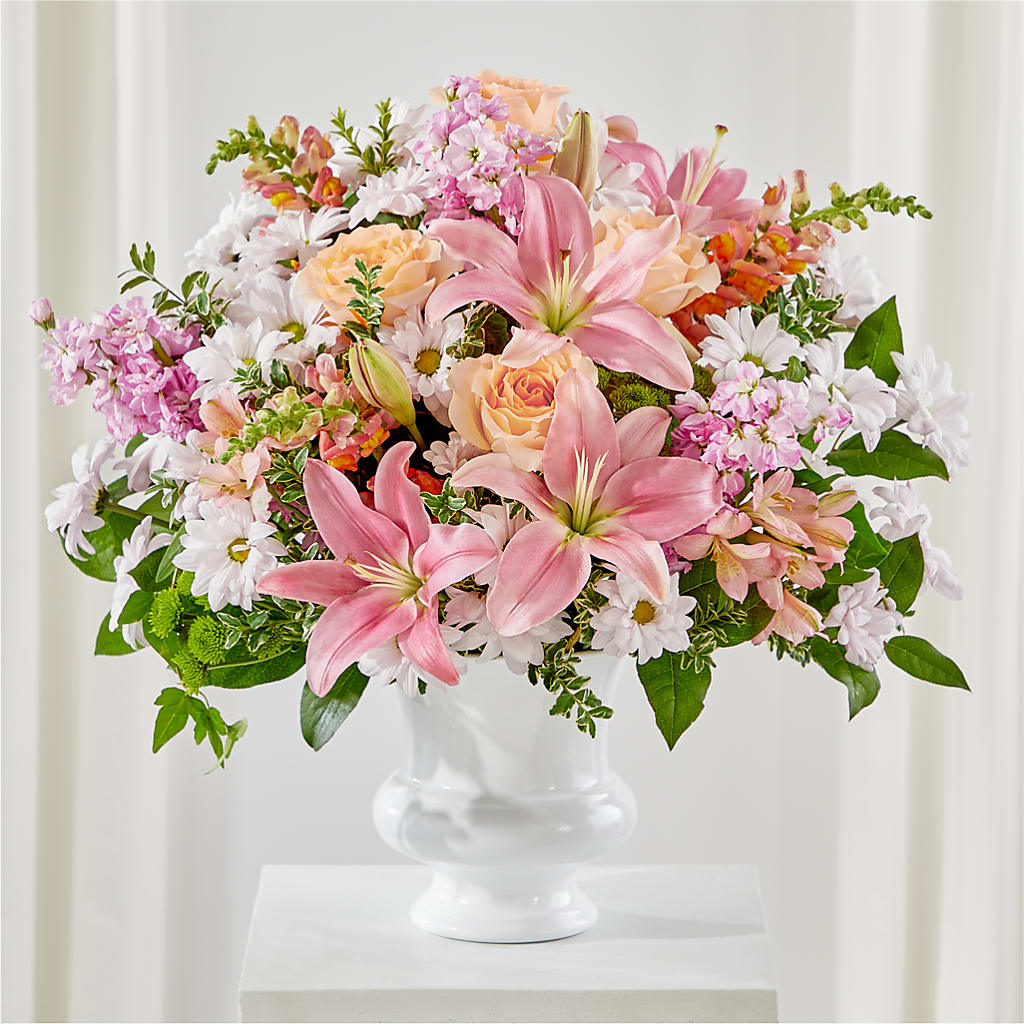Heartfelt Gesture Urn Arrangement – Super Savers, Lincoln NE