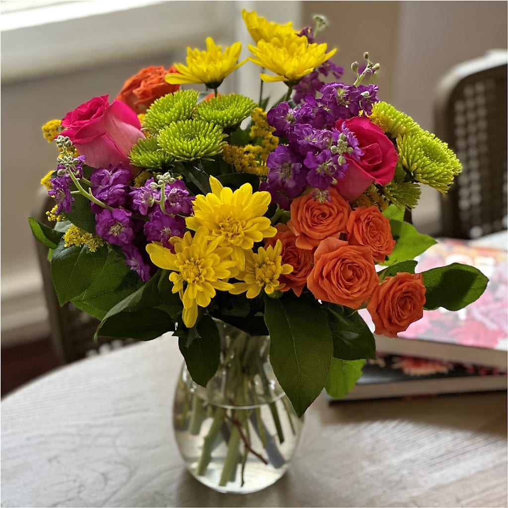 Bold & Bright – A Florist Original –  Super Savers, Lincoln NE