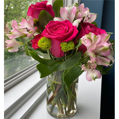 Sweet & Pretty Bouquet –  Super Savers, Lincoln NE