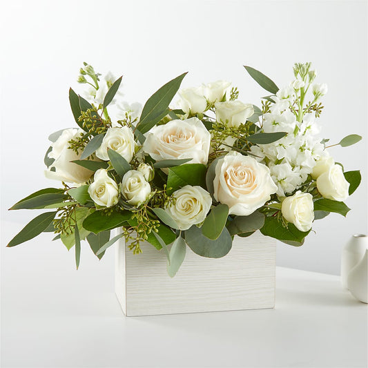 Fresh Linen Box Bouquet –  Super Savers, Lincoln NE