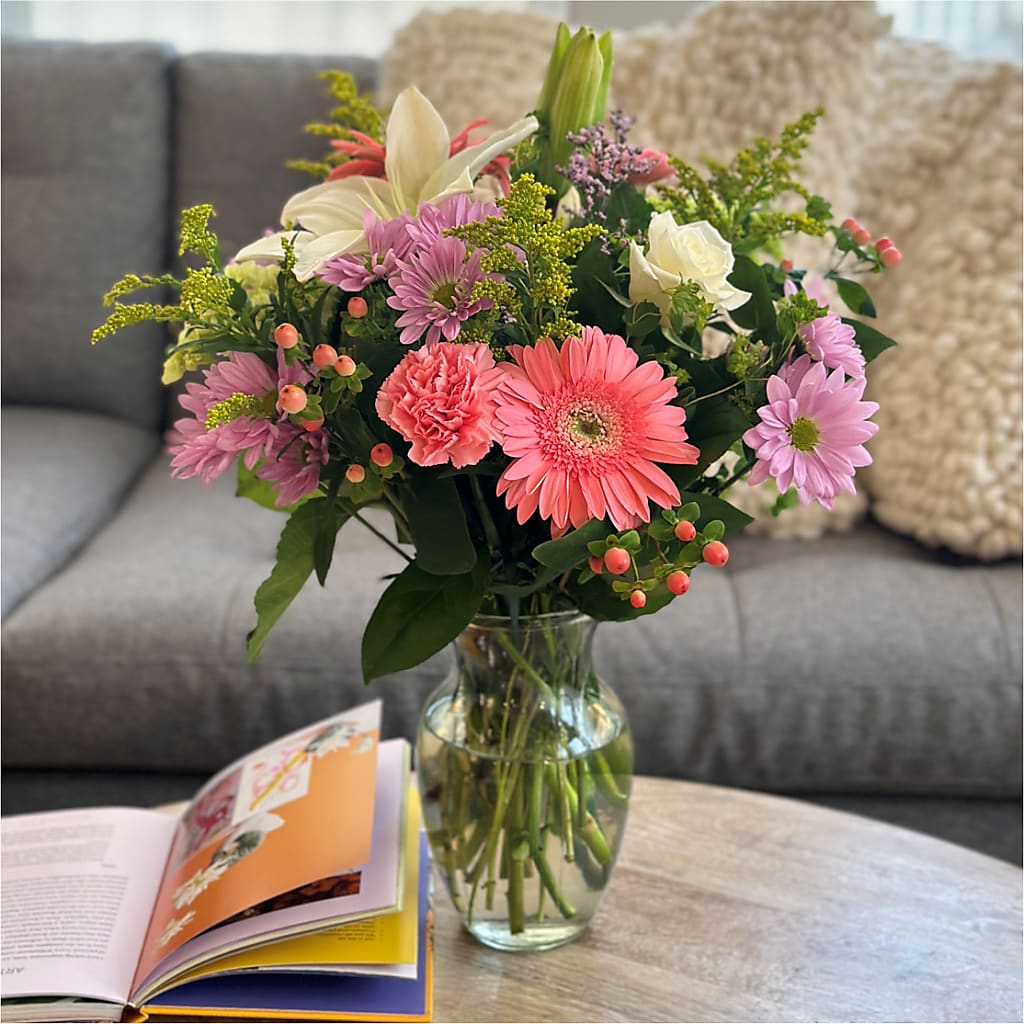 Pastel Tradition - A Florist Original –  Super Savers, Lincoln NE