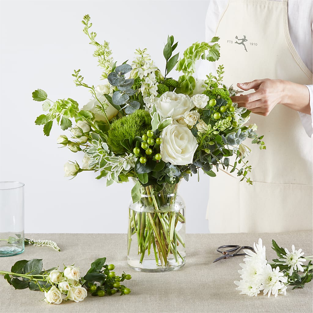 Irish Garden - A Florist Original –  Super Savers, Lincoln NE