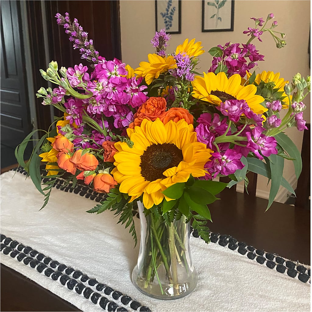 Rays of Life Bouquet –  Super Savers, Lincoln NE