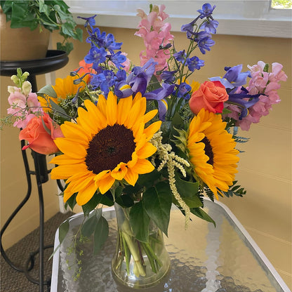 Rays of Life Bouquet –  Super Savers, Lincoln NE