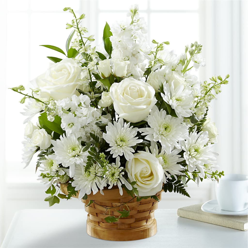Heartfelt Condolences Arrangement –  Super Savers, Lincoln NE