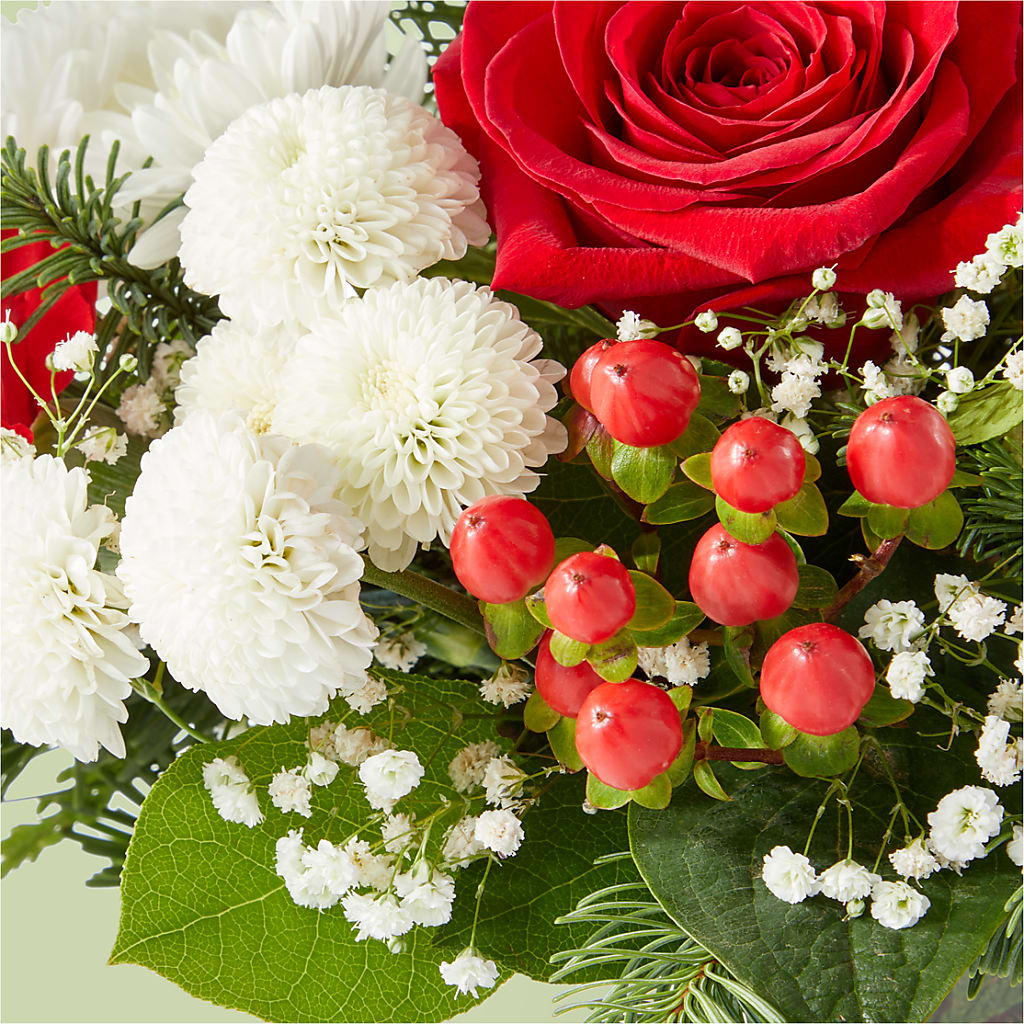 Chance of Flurries Bouquet –  Super Savers, Lincoln NE