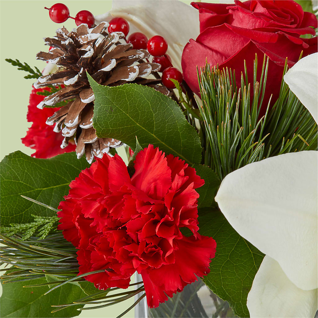 Glistening Icicles Bouquet –  Super Savers, Lincoln NE