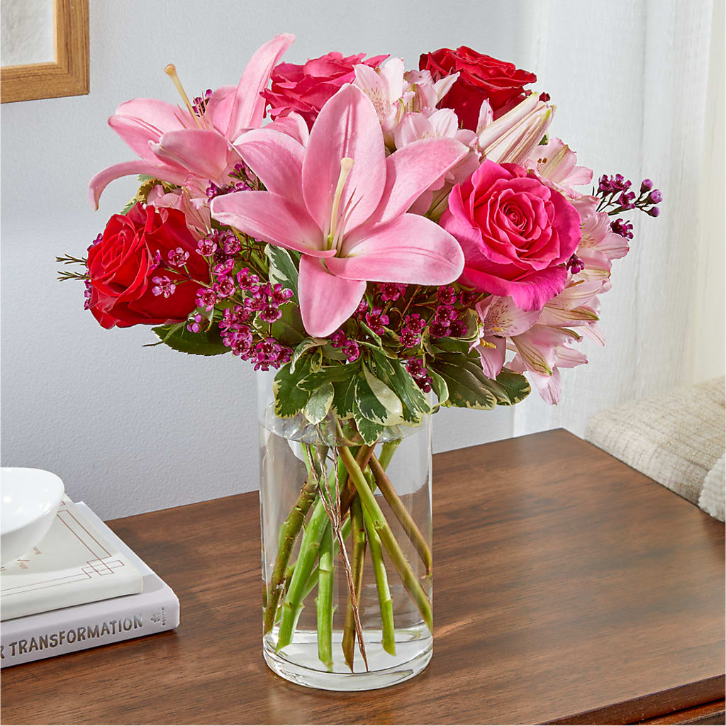 Lucky in Love Bouquet –  Super Savers, Lincoln NE