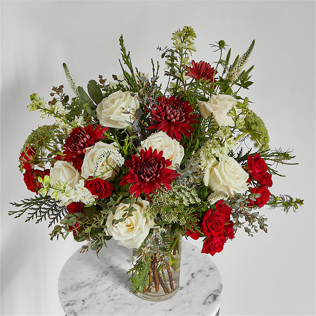 Favorite Traditions Bouquet –  Super Savers, Lincoln NE