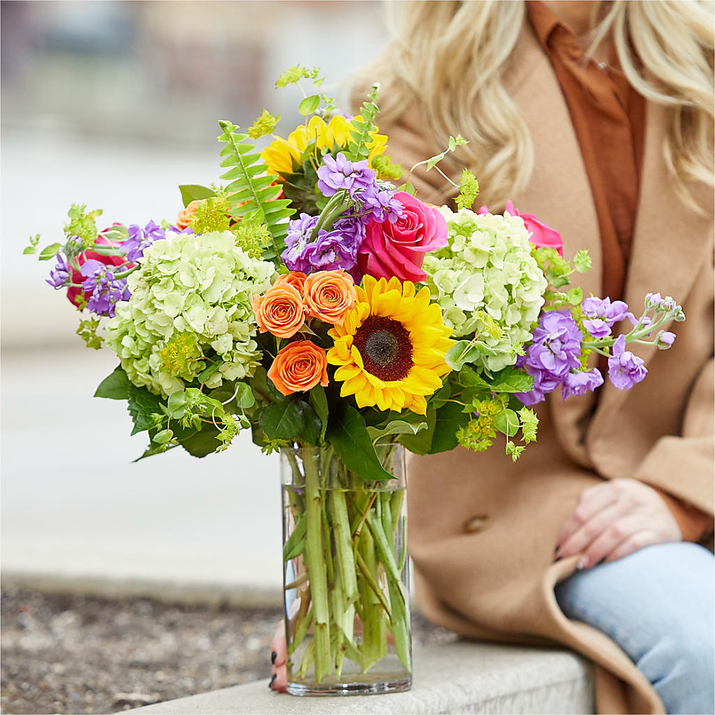 Vibrant Greetings Bouquet –  Super Savers, Lincoln NE
