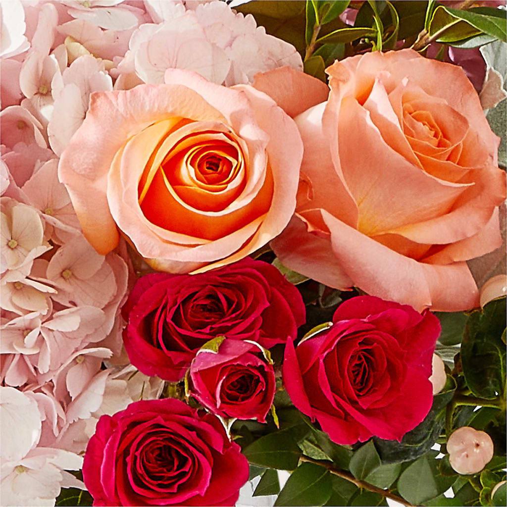 Glitz & Glam Bouquet –  Super Savers, Lincoln NE