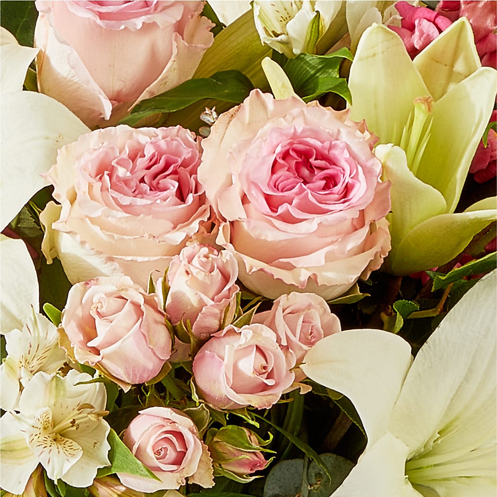 Ballet Slippers Bouquet –  Super Savers, Lincoln NE