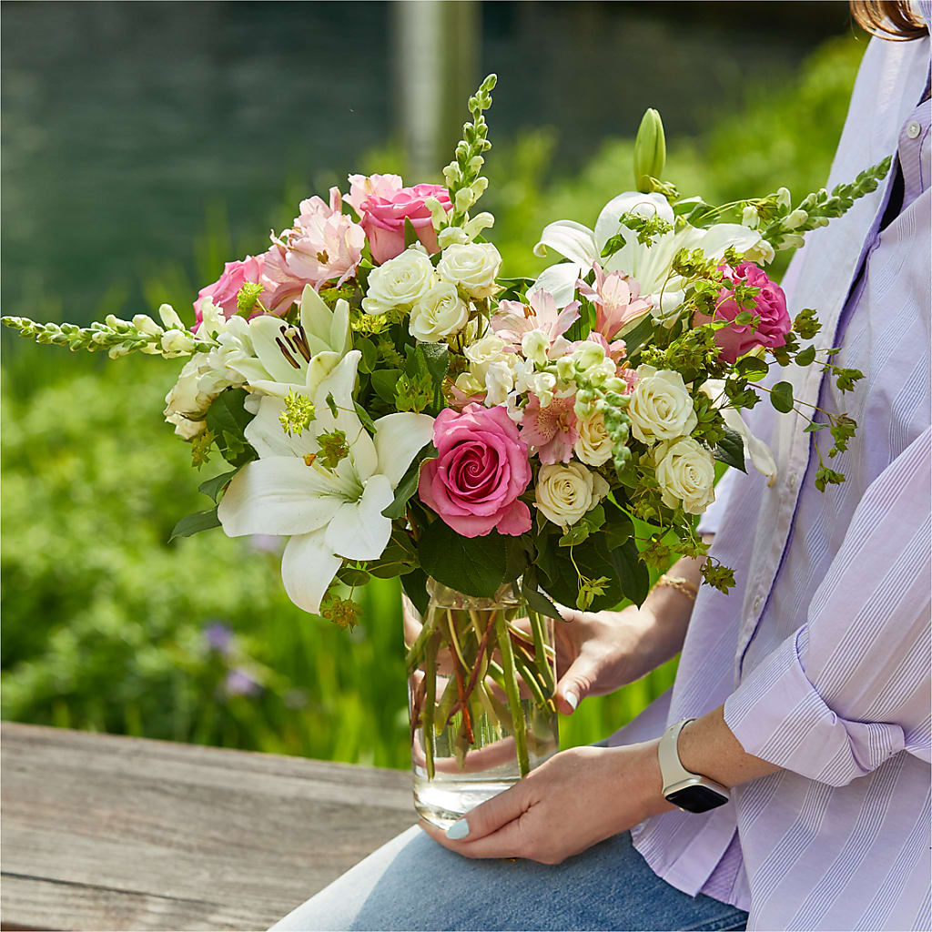 Fondly Bouquet –  Super Savers, Lincoln NE